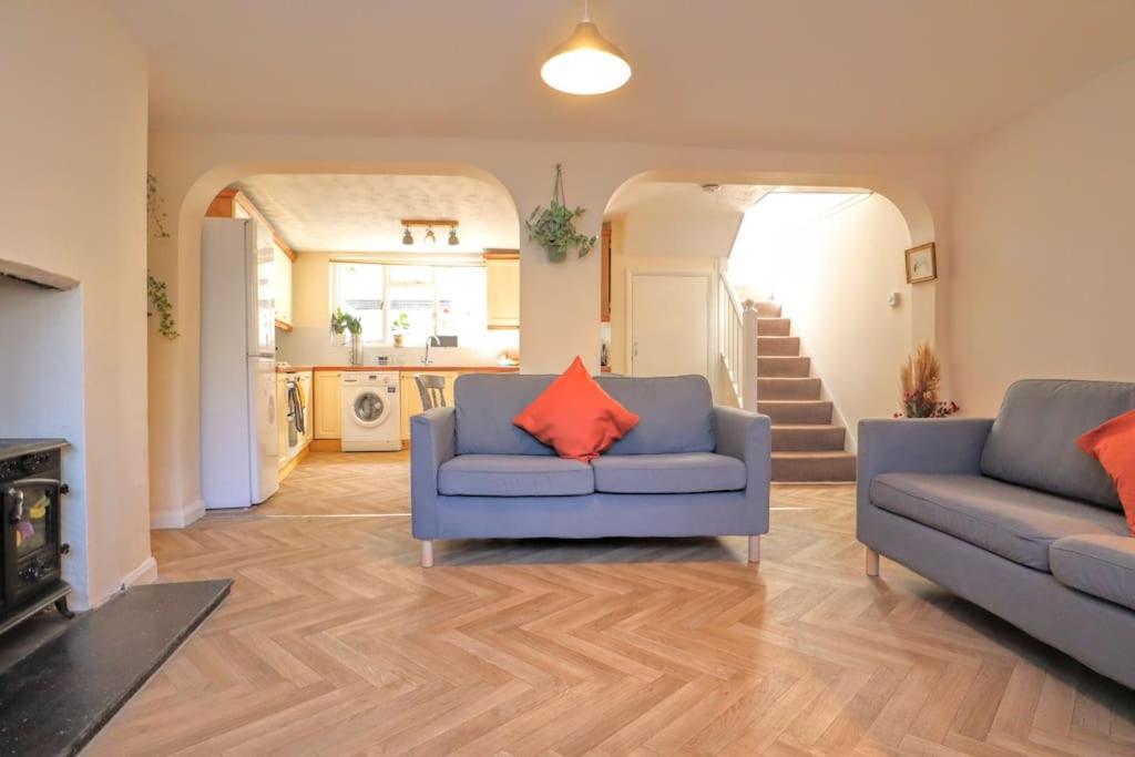 4 Bed Home 3 Mins From Harbour + Sandy Beach Фолкстон Екстер'єр фото