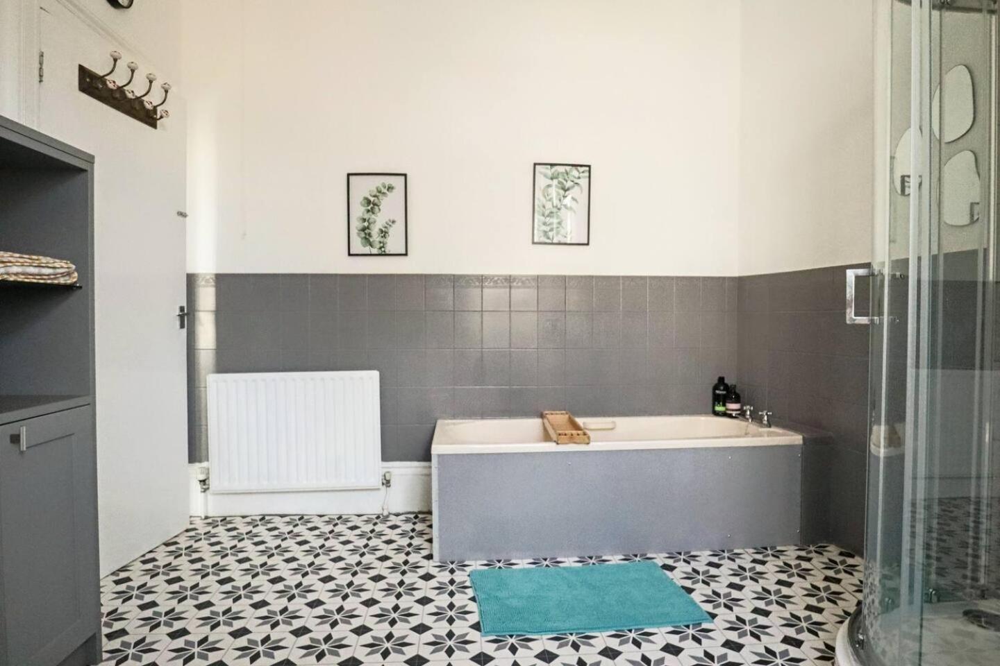 4 Bed Home 3 Mins From Harbour + Sandy Beach Фолкстон Екстер'єр фото